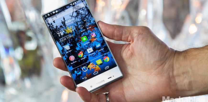 Компания Sharp анонсировала смартфон AQUOS Crystal X с безрамочным дисплеем thumb